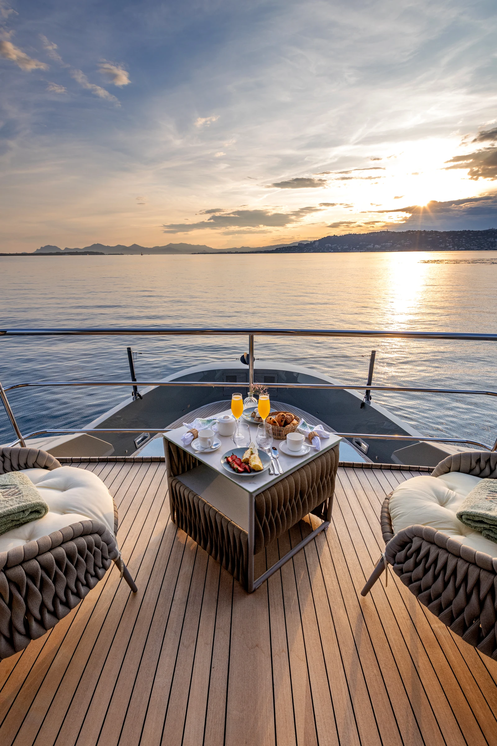 Lifestyle · Breakfast at sea
