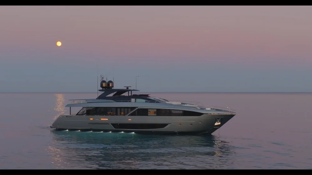 M/Y Taku