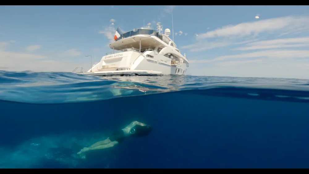 M/Y Riviera Living