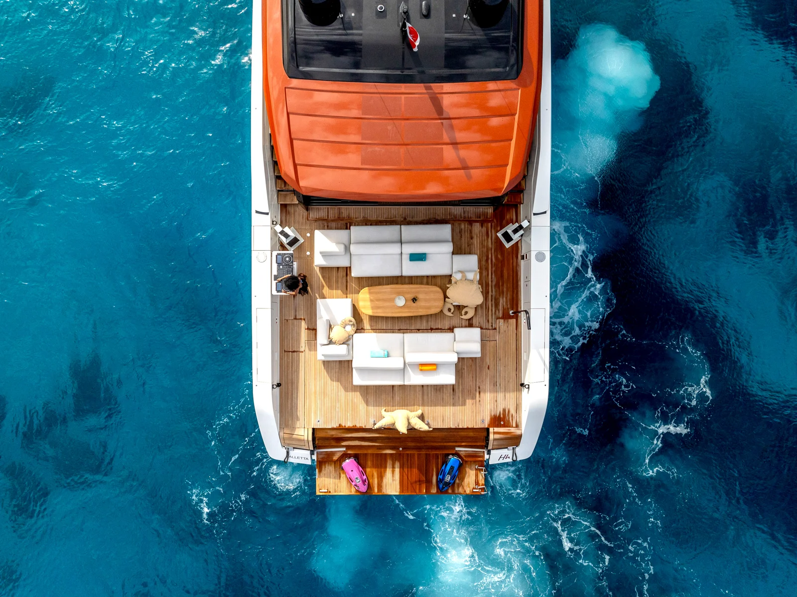 Yacht deck photography — HH